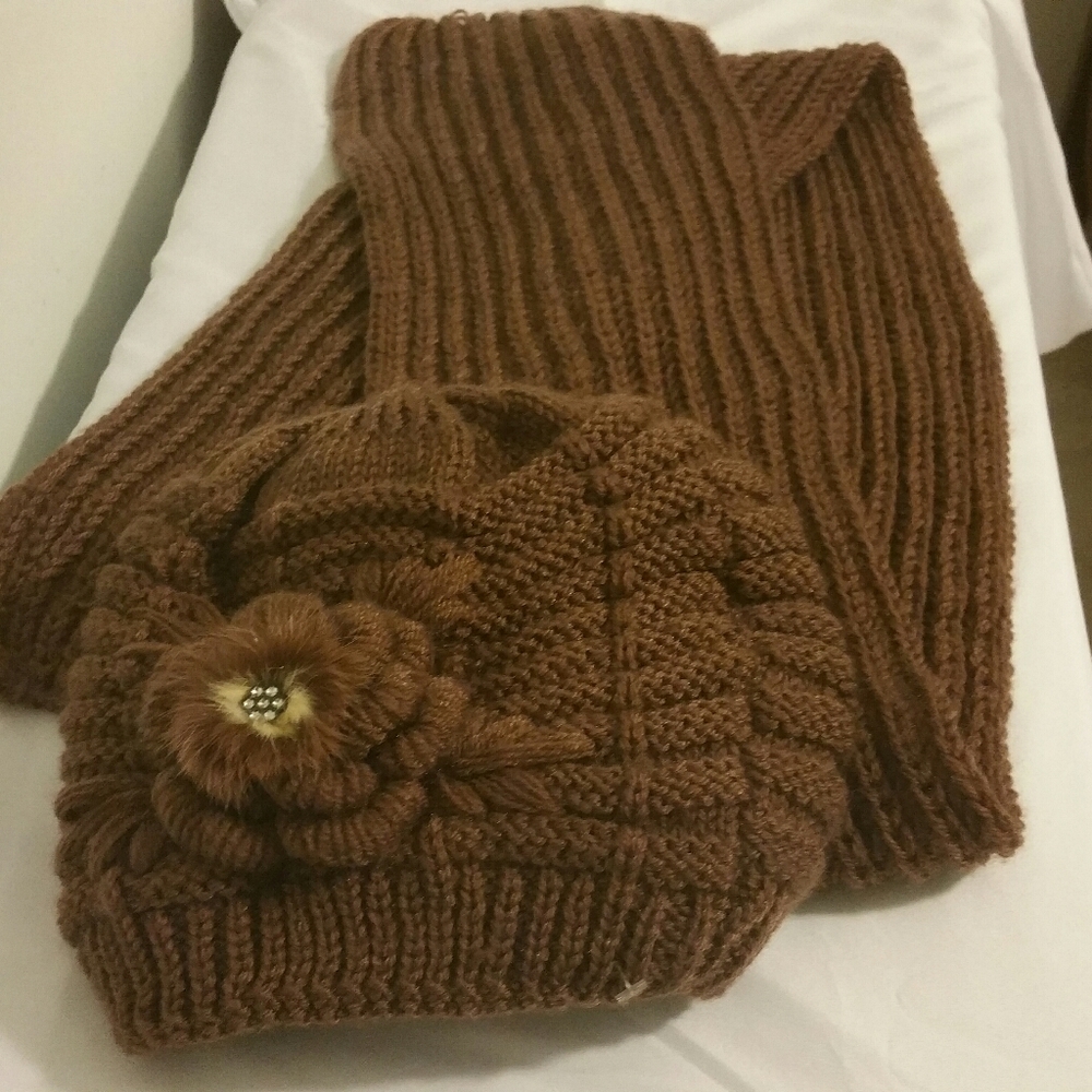 Warm scarf and beanie set